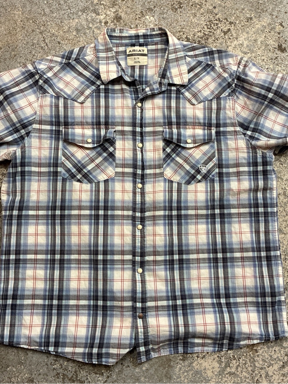 Ariat Men’s Plaid Short-Sleeve Western Shirt in Blue and White with Red Accents